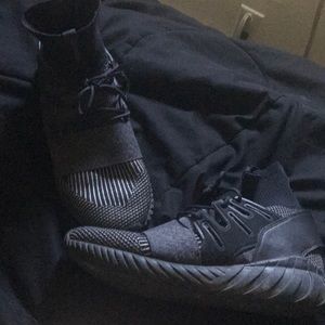 Adidas tubular sport shoes